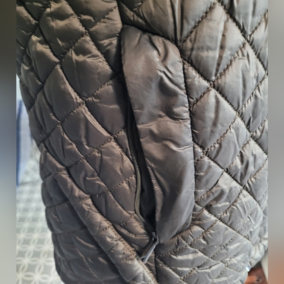 BCBGMAXAZRIA Puffer Jacket Hooded Outerwear Coat Eco-Friendly - Picture 6 of 6